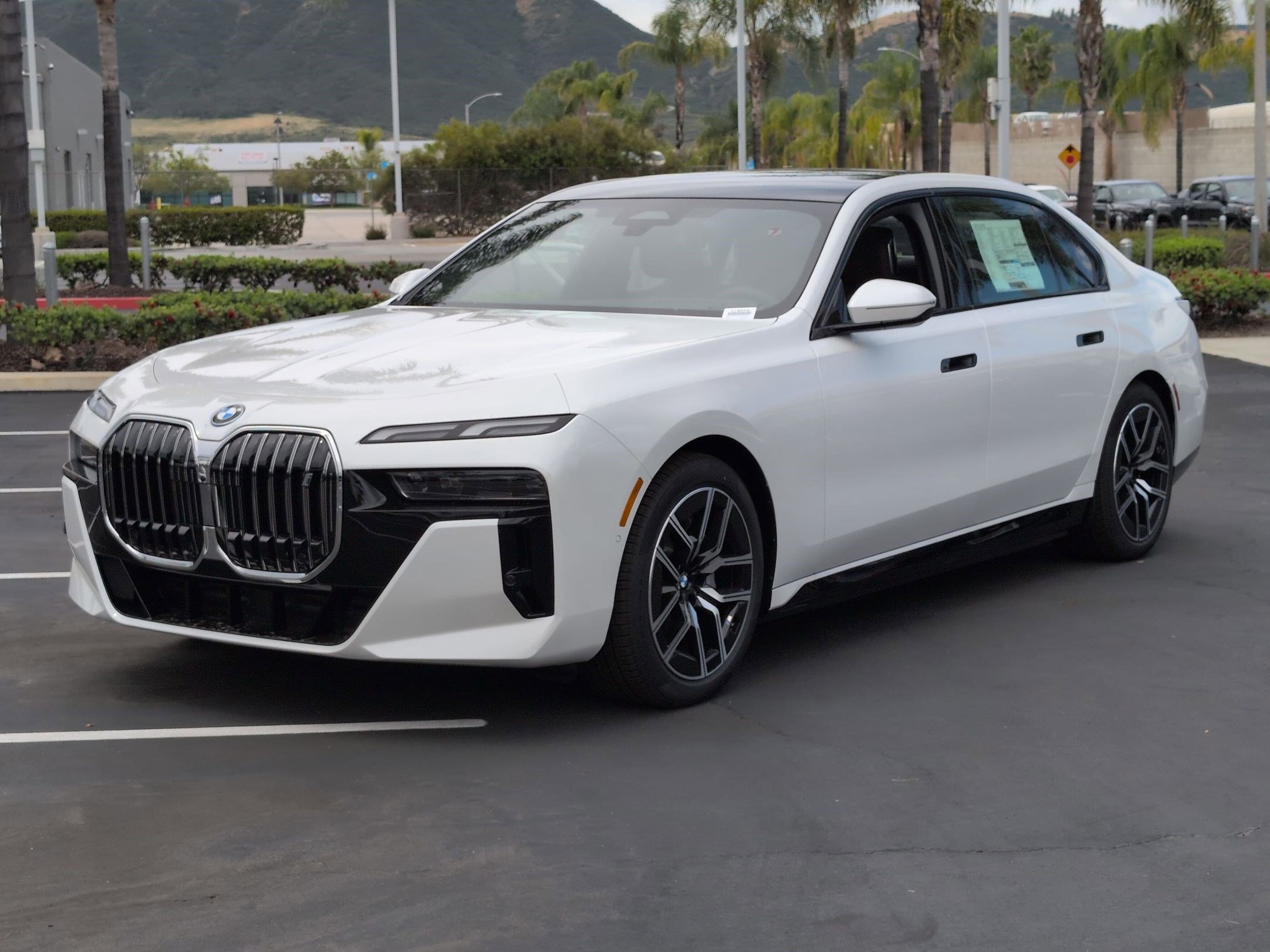 New 2026 BMW i7 eDrive50 w/ M Sport Package RWD image 5