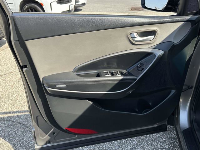 Used 2017 Hyundai Santa Fe Sport image 16