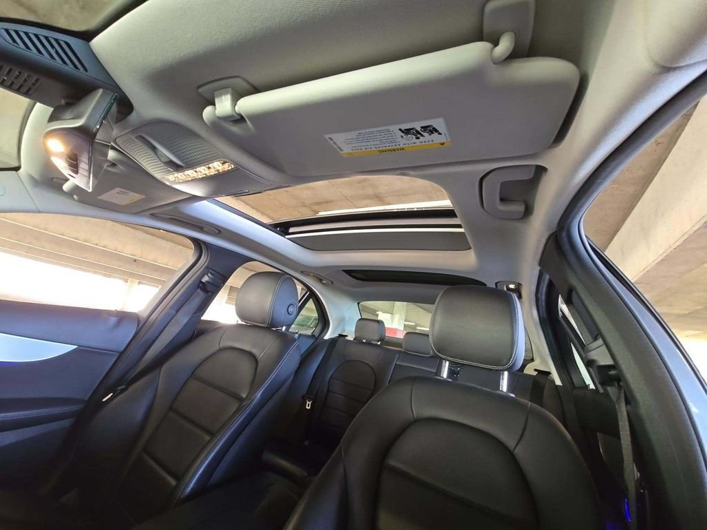 Used 2021 Mercedes-Benz C 300 Sedan image 8