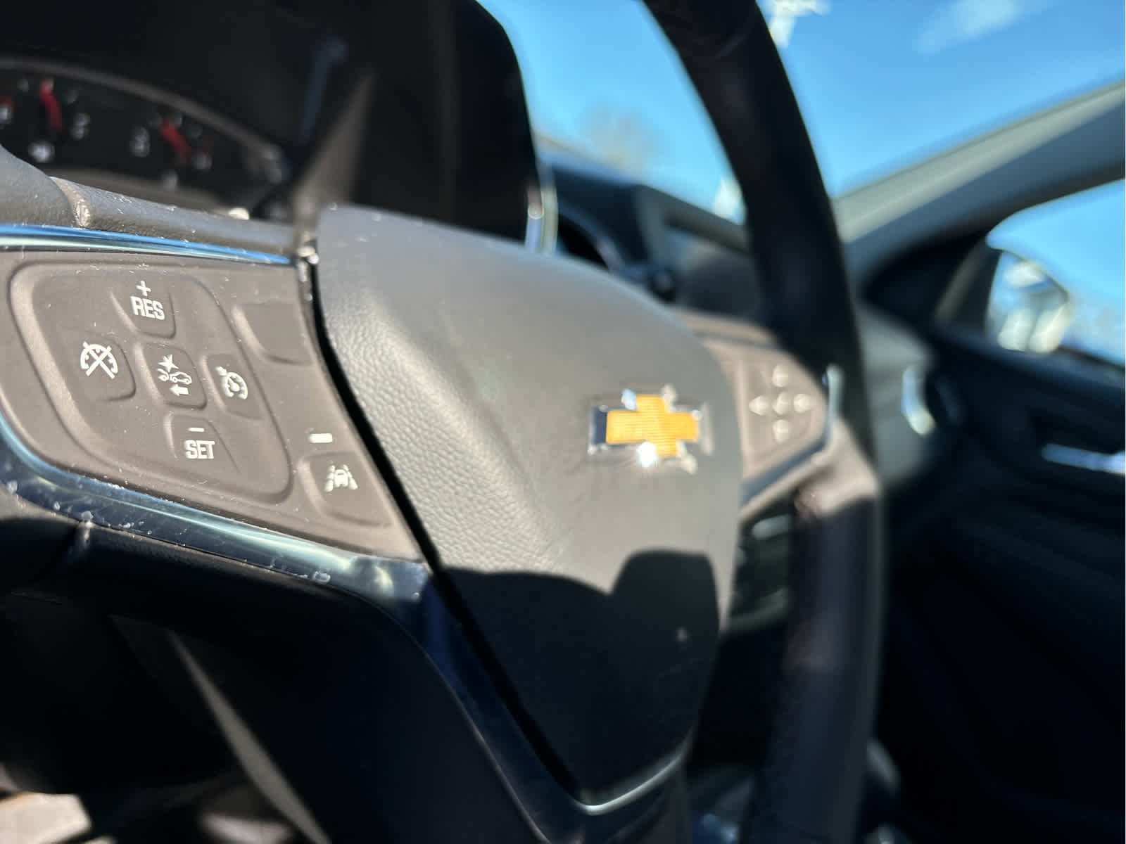 Certified 2024 Chevrolet Equinox LT w/ LPO, Floor Liner Package image 12