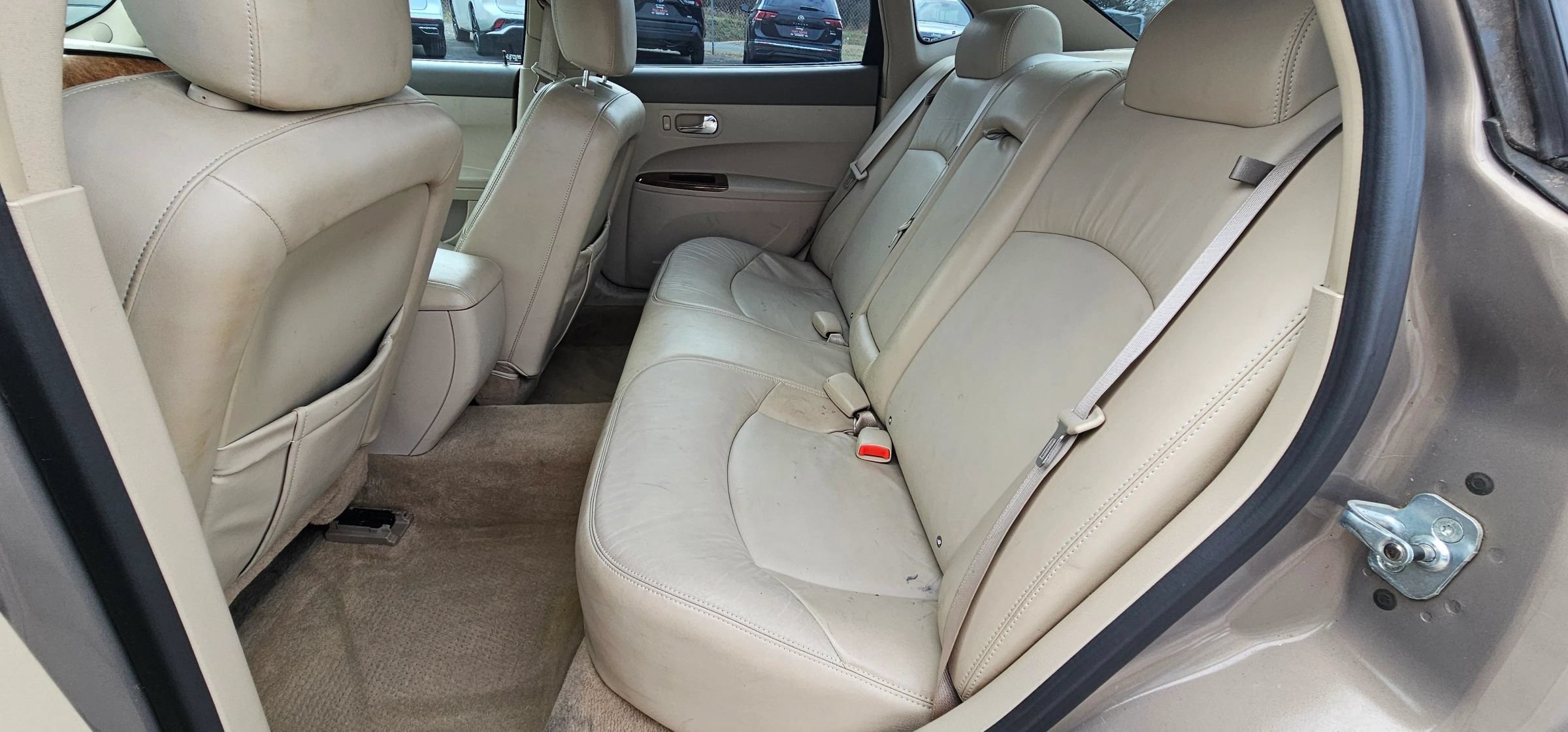 Used 2006 Buick LaCrosse CXL w/ Driver Confidence Package FWD image 13