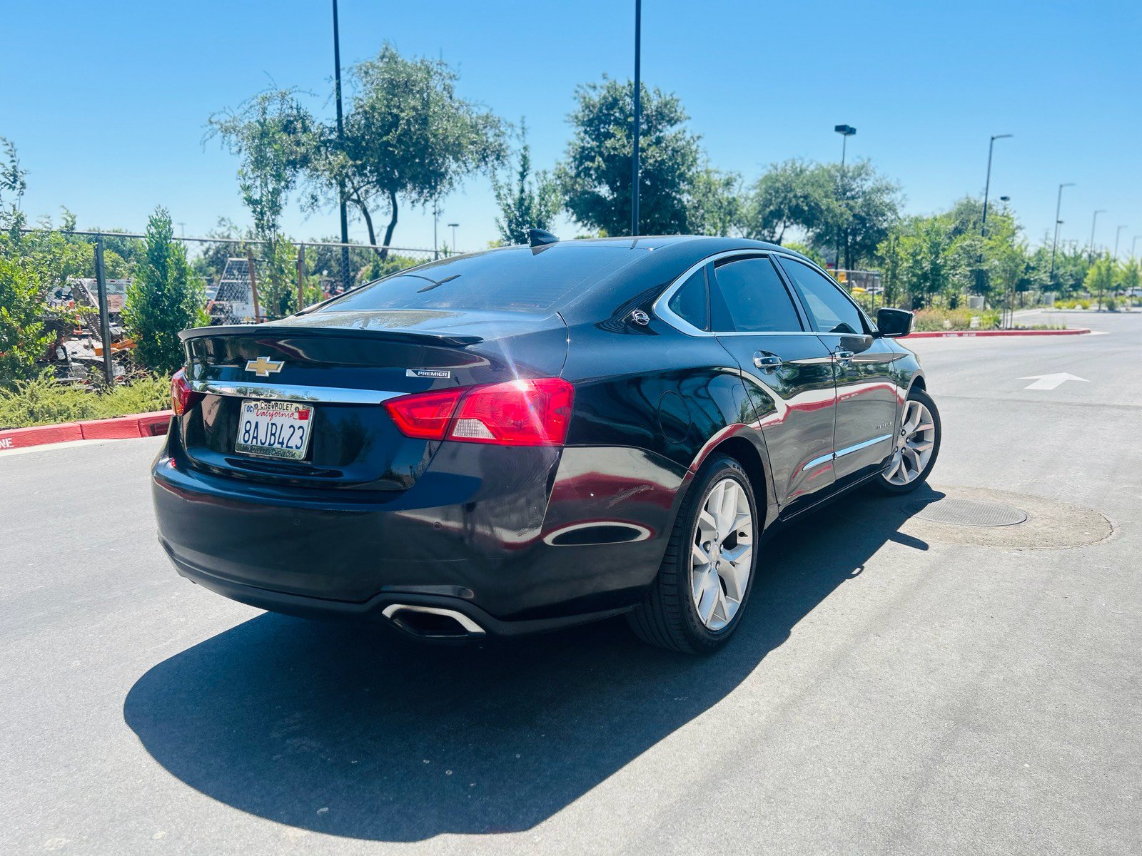 Used 2017 Chevrolet Impala Premier w/ Enhanced Convenience Package FWD image 7