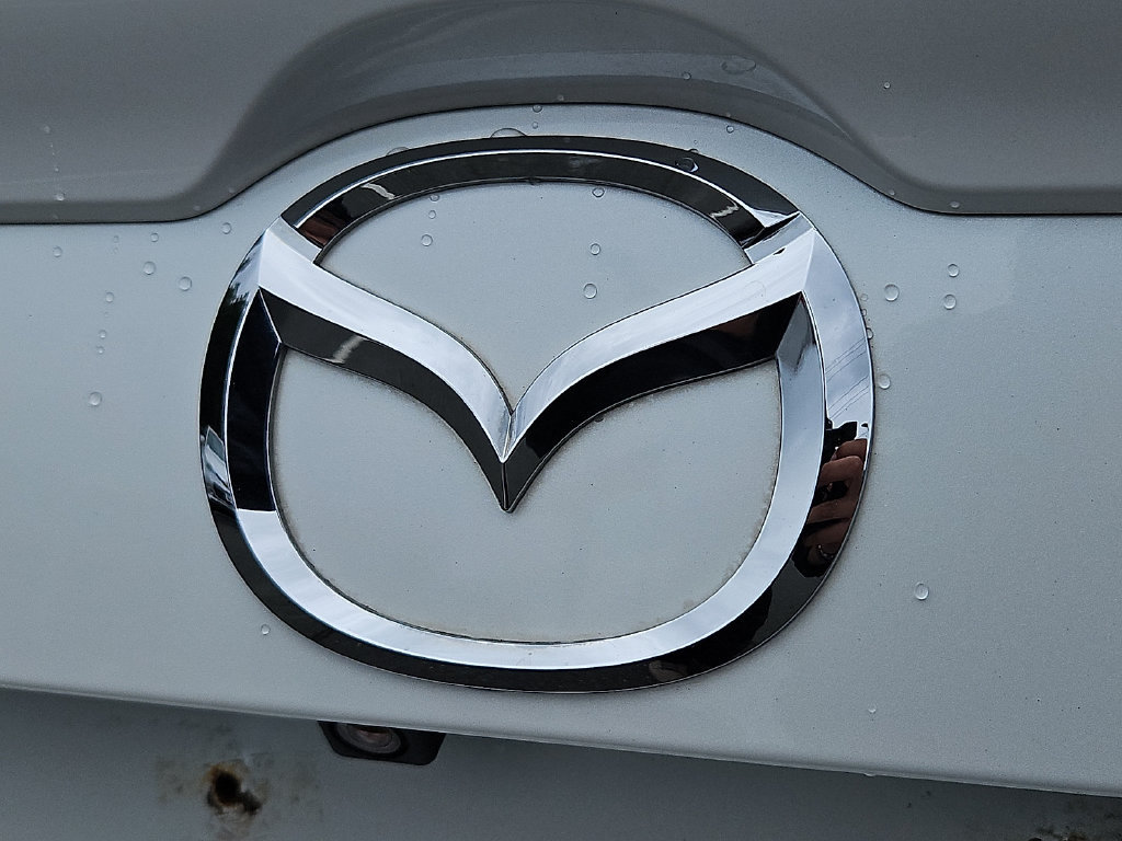 Used 2016 MAZDA MAZDA3 i Sport FWD image 32
