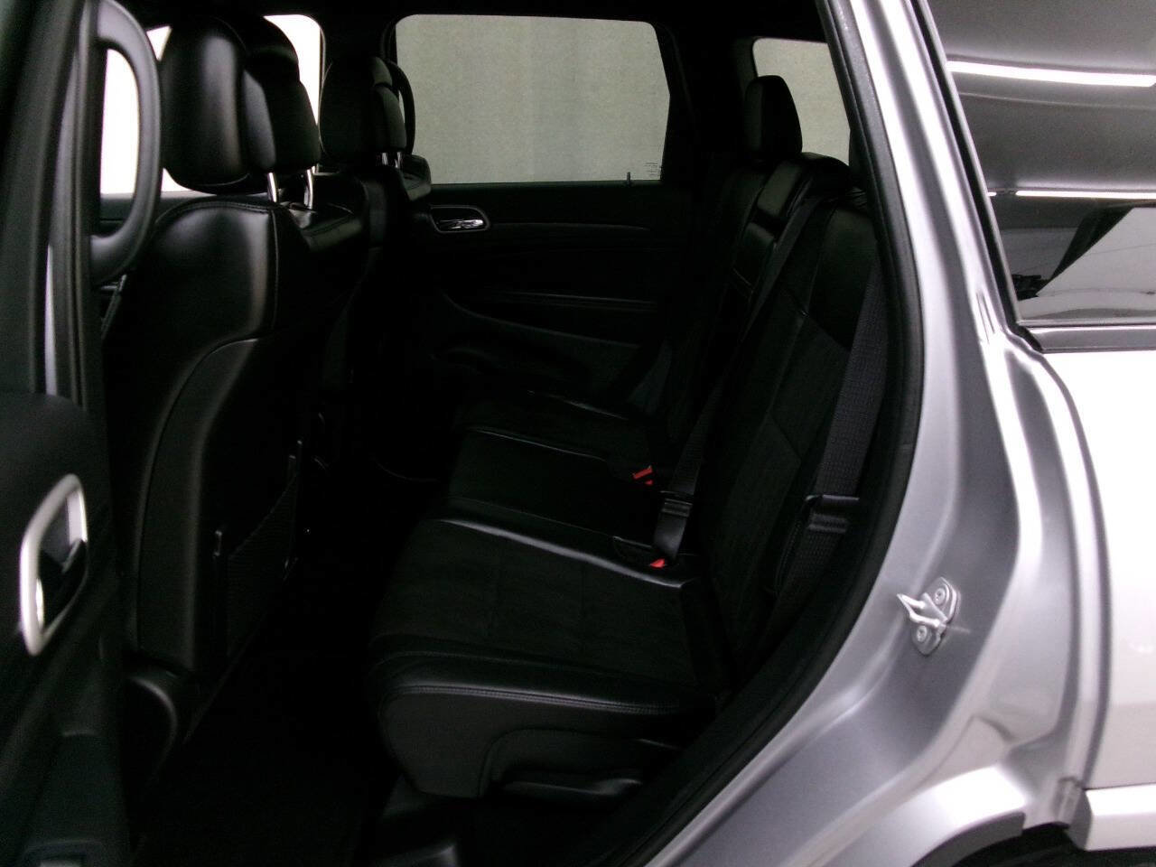 Used 2021 Jeep Grand Cherokee Laredo X image 15