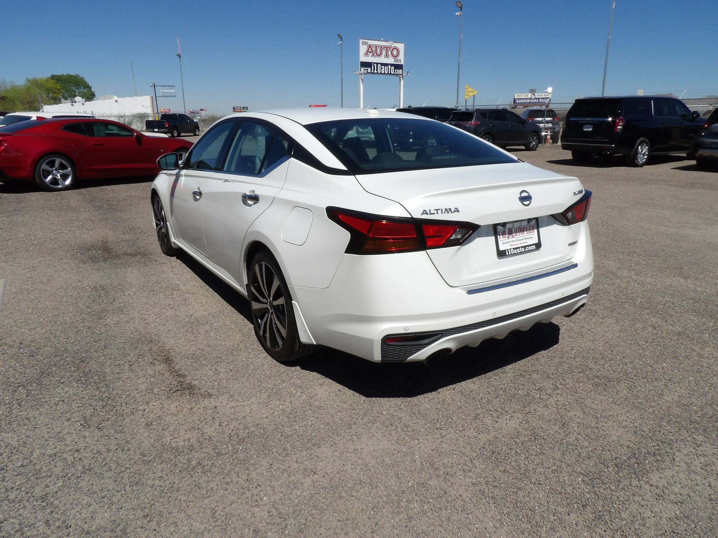 Used 2020 Nissan Altima 2.0 Platinum FWD image 6