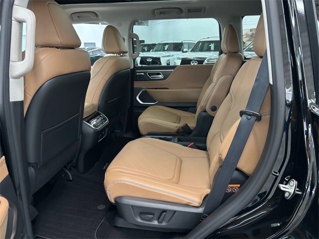 New 2026 INFINITI QX80 Luxe w/ Cargo Package image 13