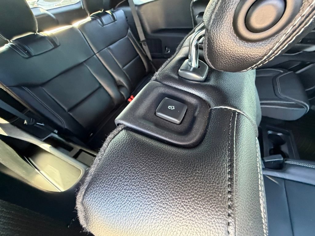 Used 2020 Ford Explorer ST w/ Premium Technology Package AWD/4WD image 45