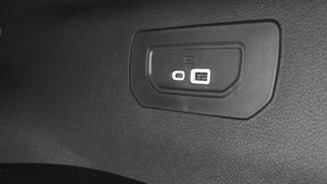 New 2025 Jeep Grand Cherokee L Limited w/ Luxury Tech Group II image 30