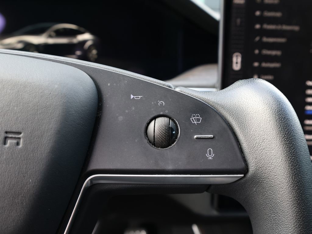 Used 2022 Tesla Model S AWD/4WD image 36