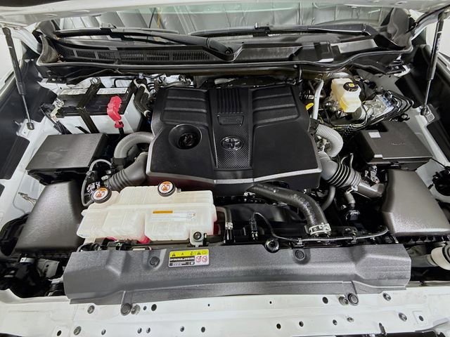Used 2024 Toyota Tundra SR5 AWD/4WD image 28