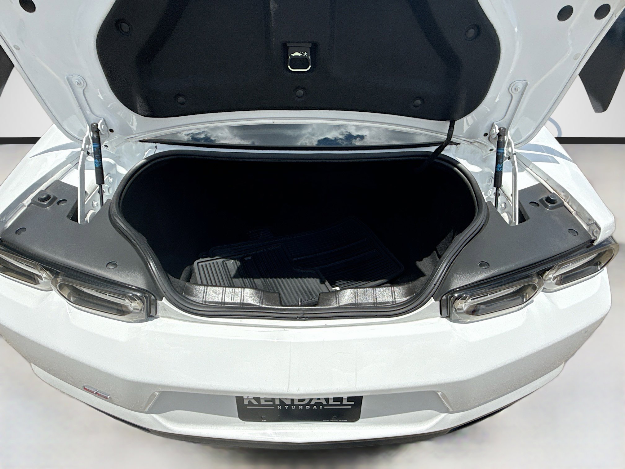 Used 2023 Chevrolet Camaro SS RWD image 22