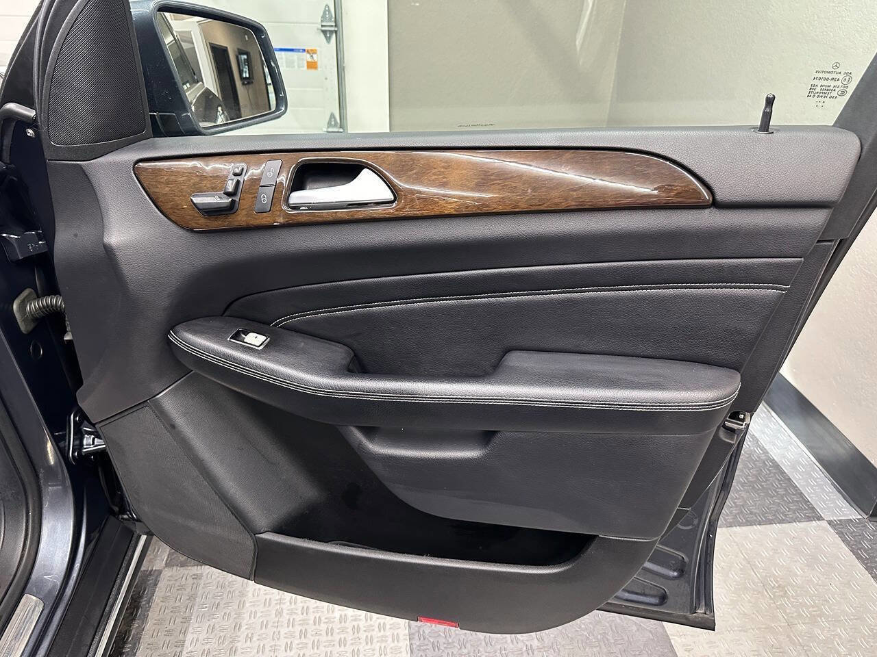 Used 2015 Mercedes-Benz ML 350 4MATIC image 21