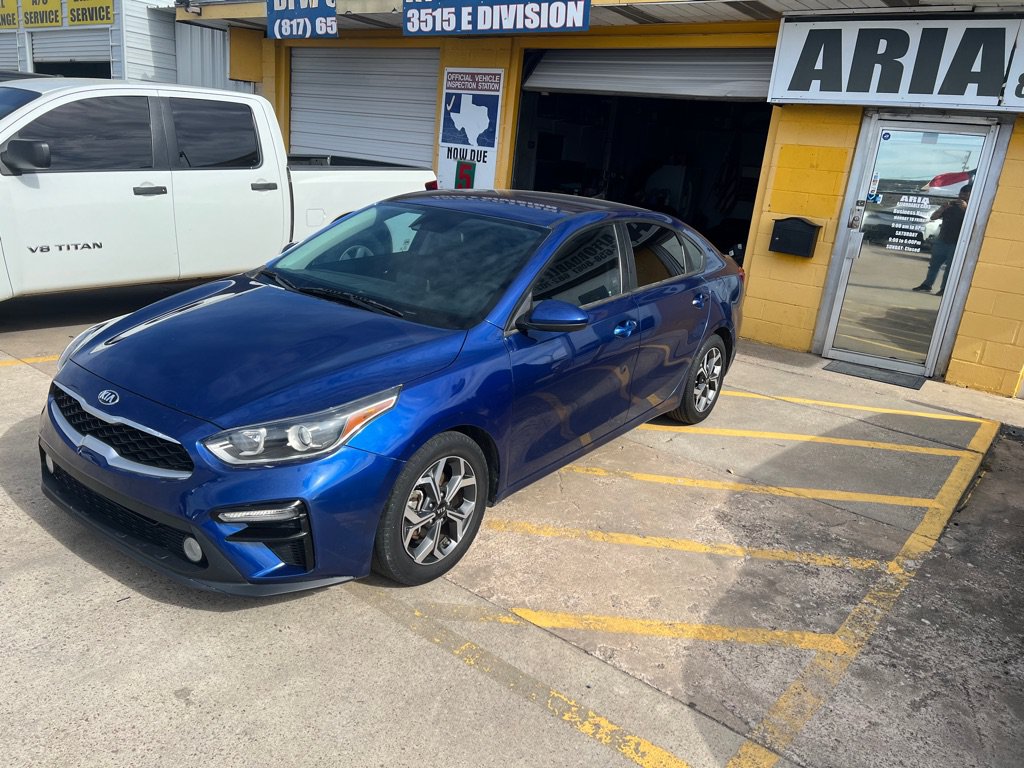 Used 2020 Kia Forte LXS FWD image 3