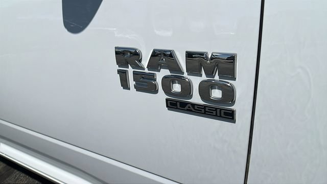 Used 2023 RAM 1500 Classic SLT w/ Electronics Group AWD/4WD image 9