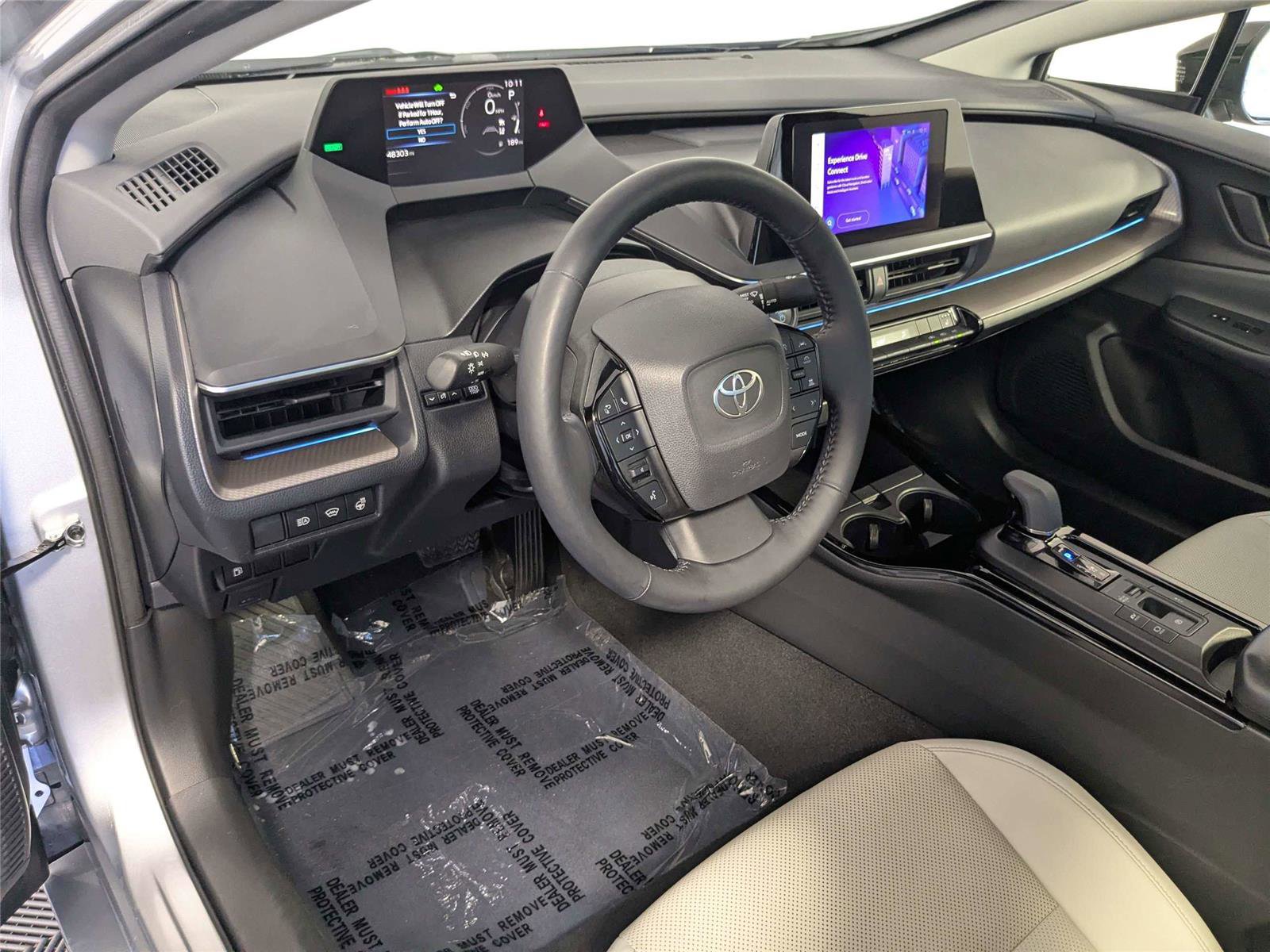 Used 2023 Toyota Prius XLE FWD image 12