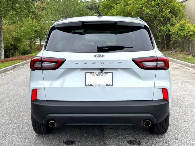Used 2025 Ford Escape ST-Line FWD image 24