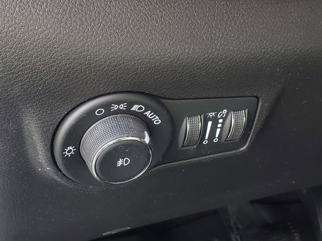 Used 2024 Jeep Compass Limited image 16