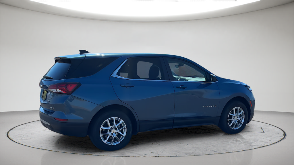 Used 2024 Chevrolet Equinox LT AWD/4WD image 7