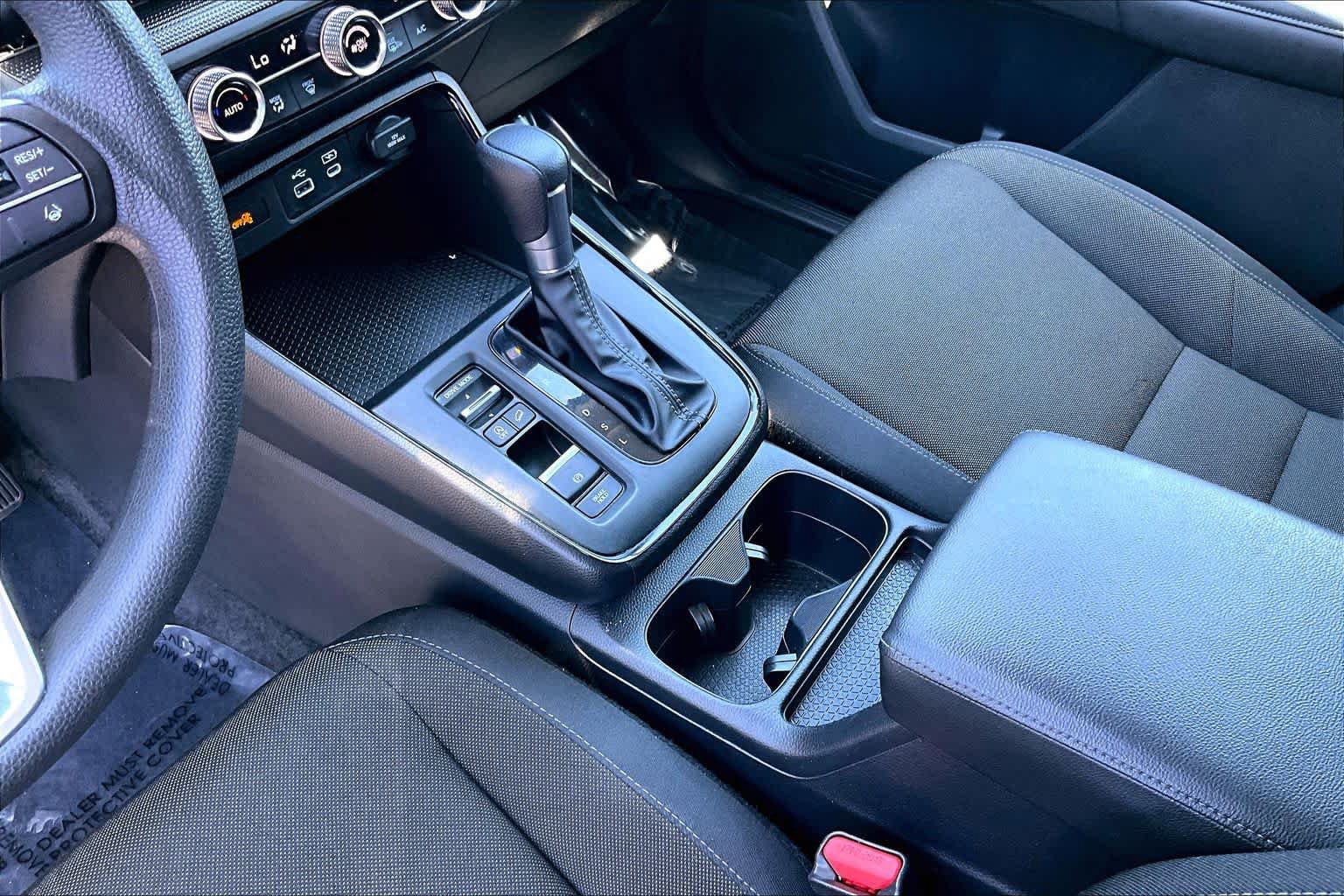 Used 2025 Honda CR-V EX image 17