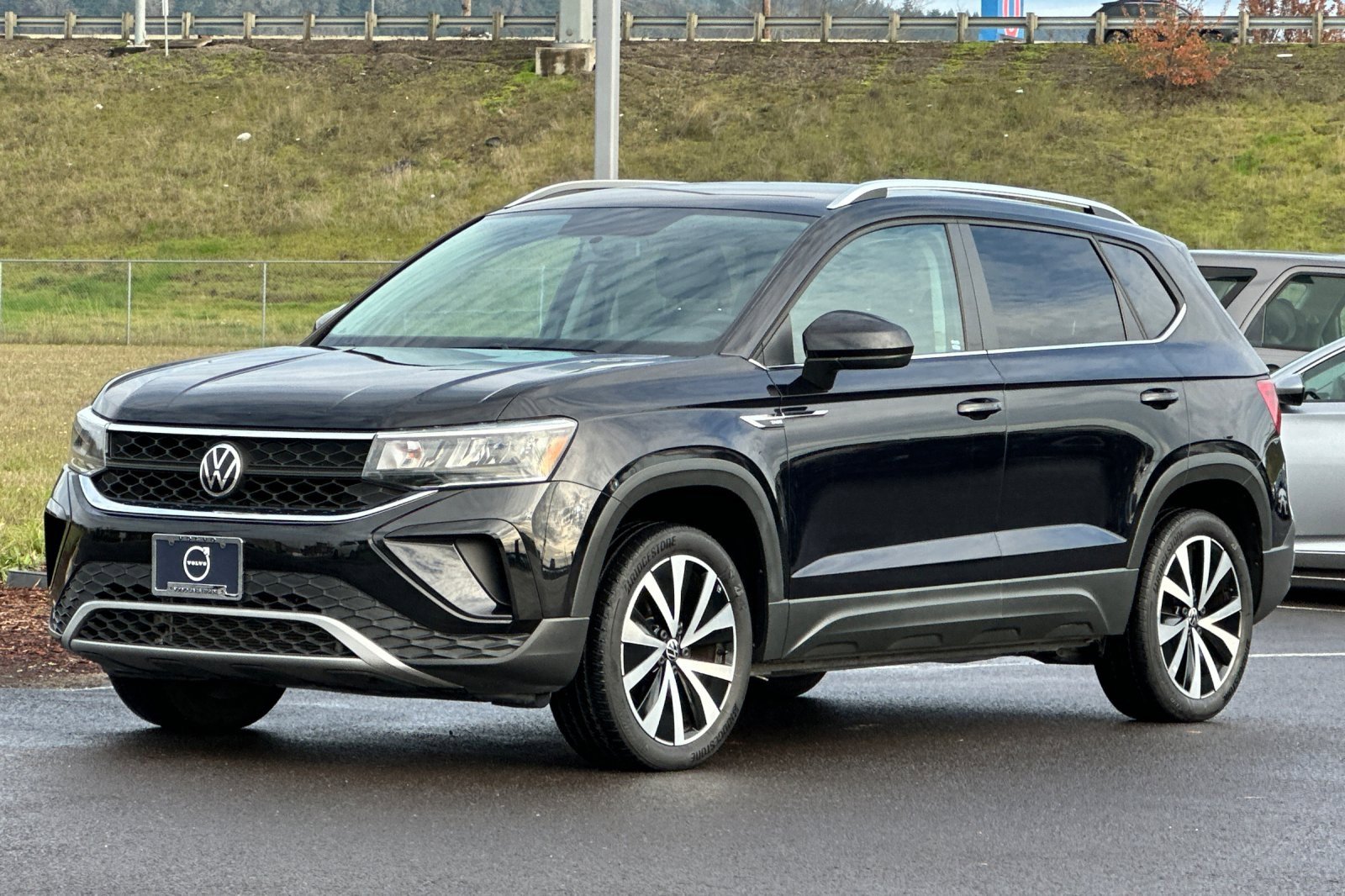 Used 2022 Volkswagen Taos SE image 7