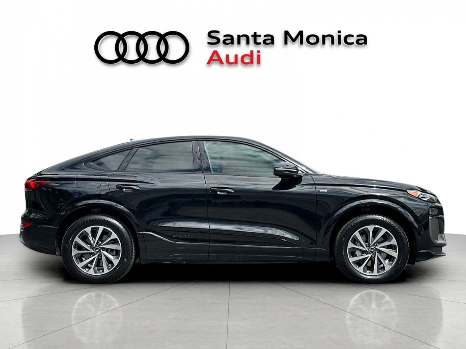 New 2027 Audi Q6 e-tron Premium AWD/4WD image 8
