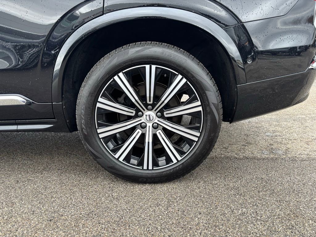 Used 2023 Volvo XC90 B6 Plus w/ Protection Package Premier image 32