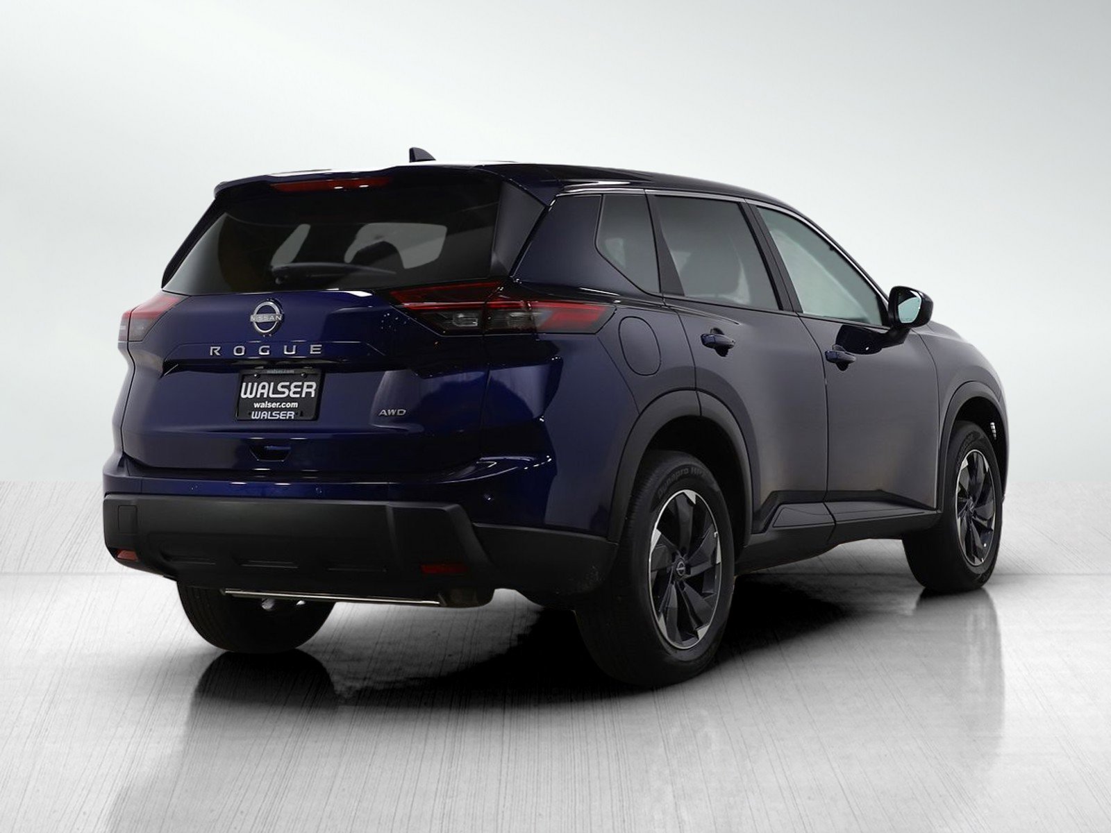 Used 2025 Nissan Rogue SV image 6