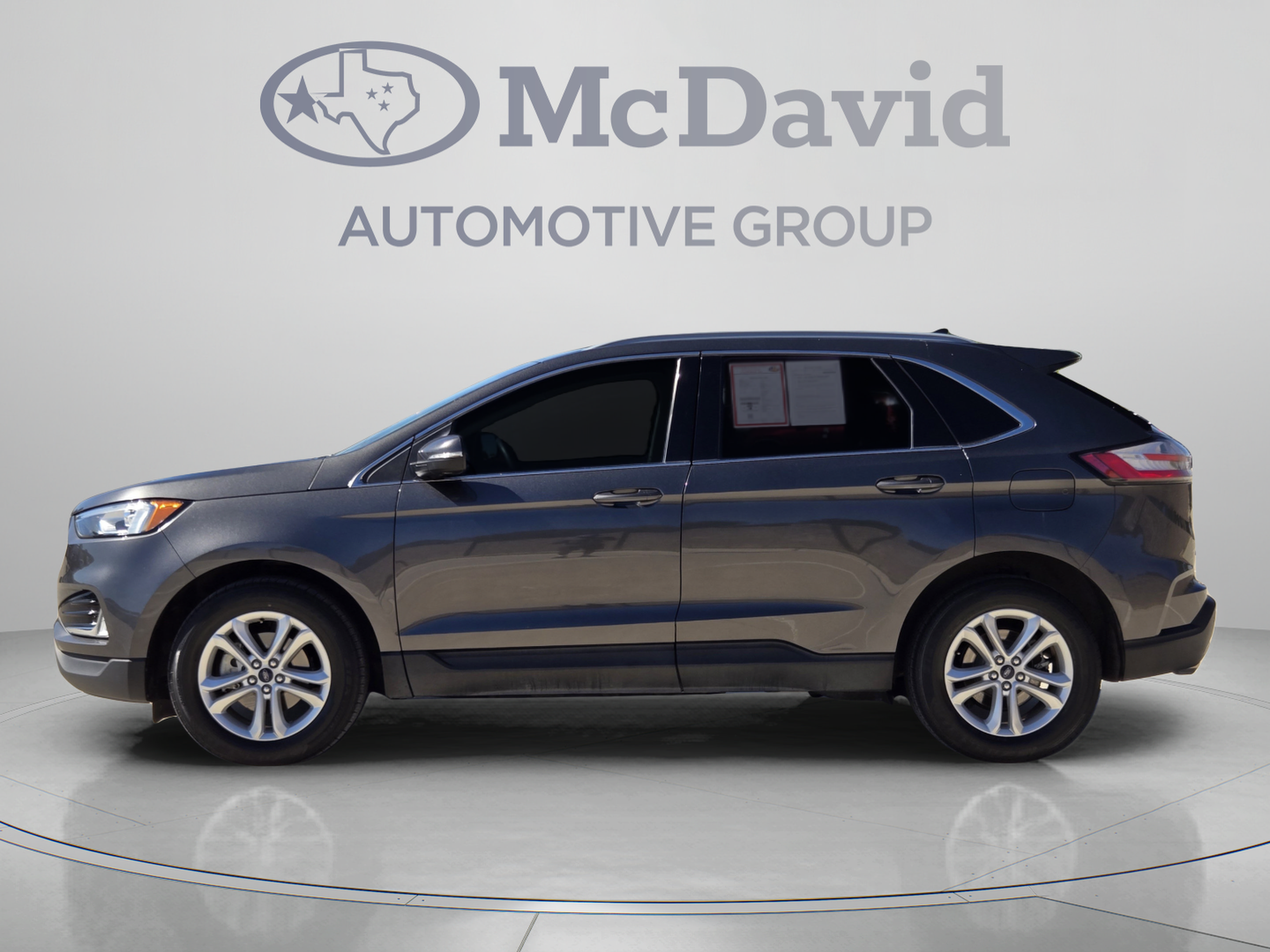 Used 2020 Ford Edge SEL w/ Convenience Package FWD image 2