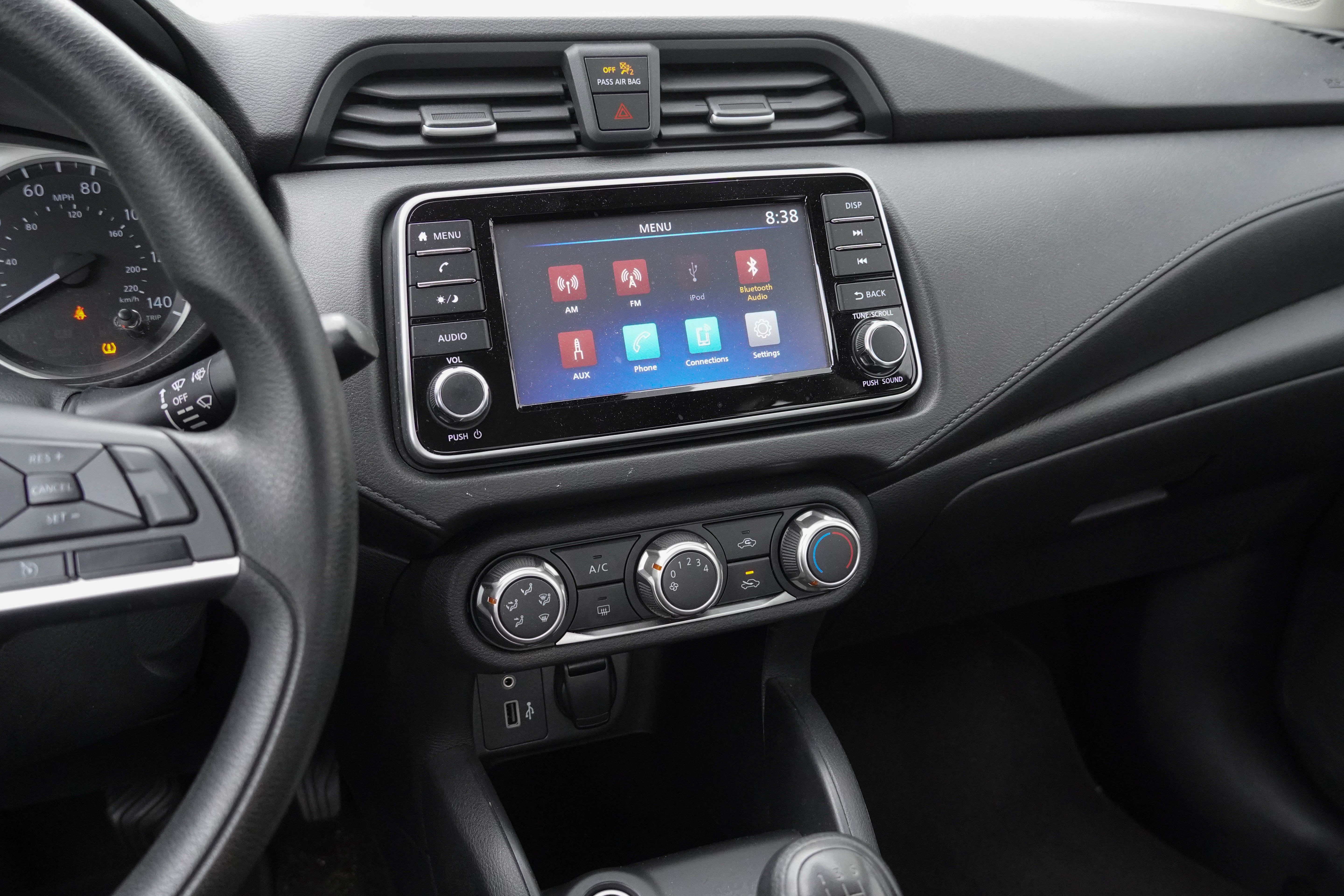 Used 2020 Nissan Versa S FWD image 23