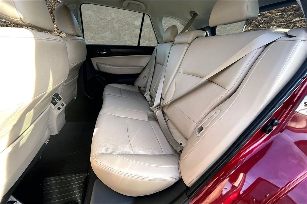 Used 2016 Subaru Outback 2.5i Limited image 24
