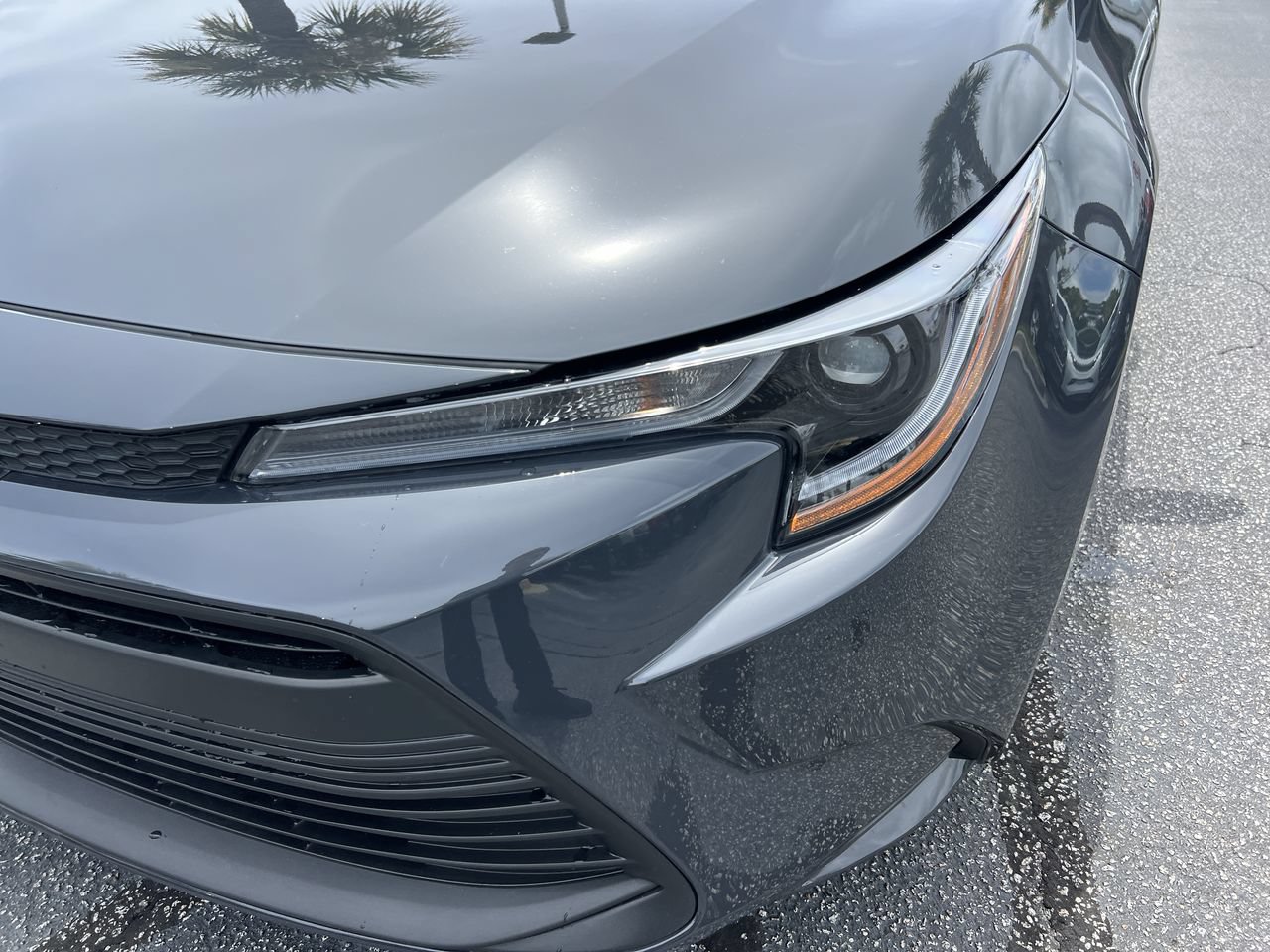 Used 2025 Toyota Corolla LE FWD image 6