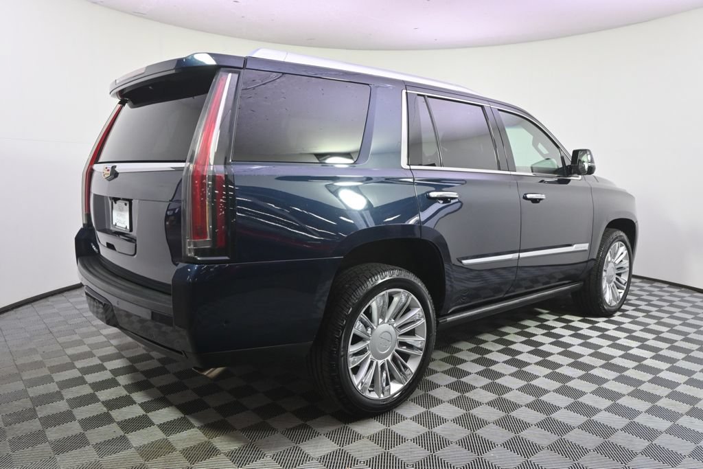 Used 2019 Cadillac Escalade Platinum AWD/4WD image 7