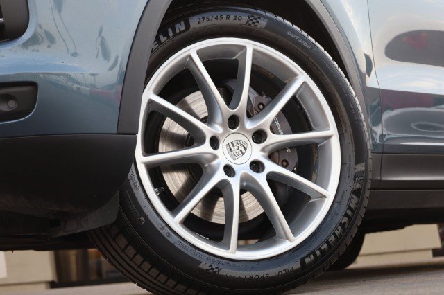 Used 2019 Porsche Cayenne AWD/4WD image 55