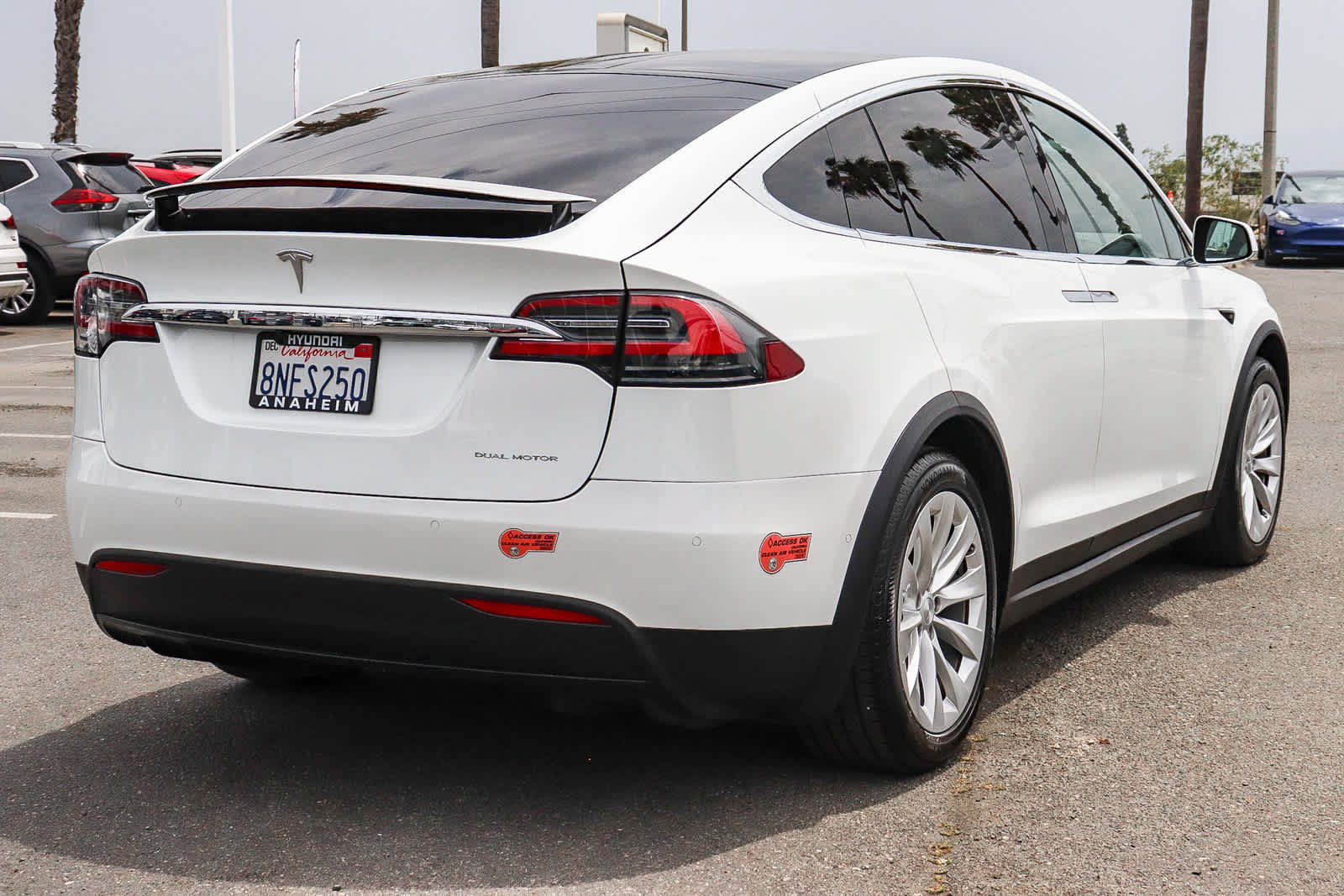 Used 2020 Tesla Model X Long Range AWD/4WD image 7