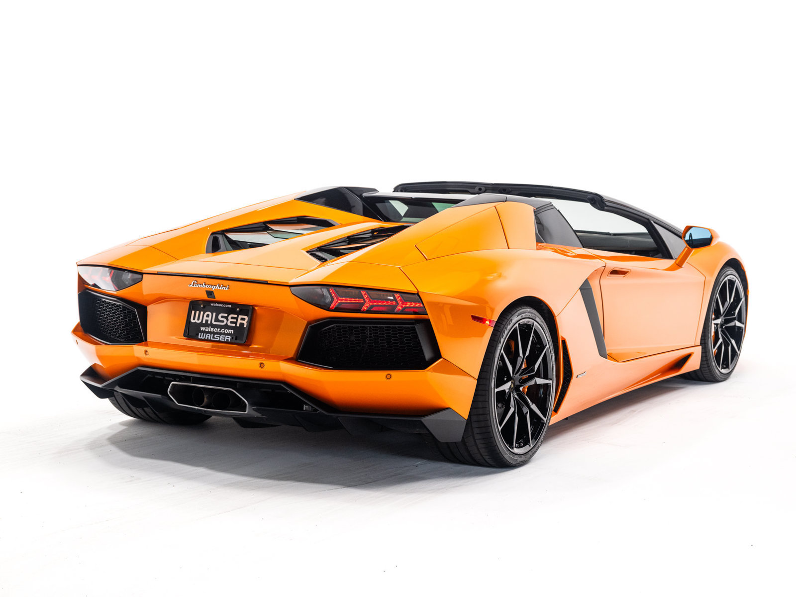 Used 2016 Lamborghini Aventador LP 700-4 AWD/4WD image 6