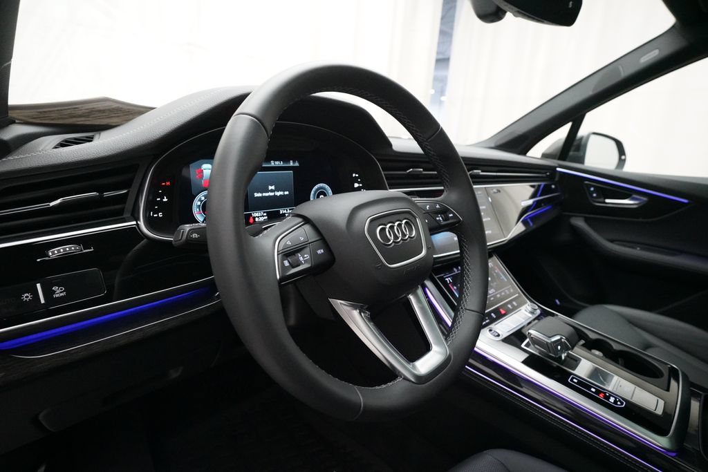 Certified 2026 Audi Q7 3.0T Premium Plus w/ Premium Plus Package AWD/4WD image 8