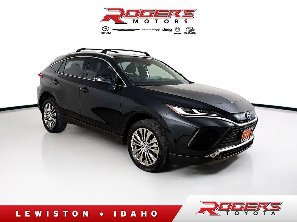Certified 2023 Toyota Venza XLE