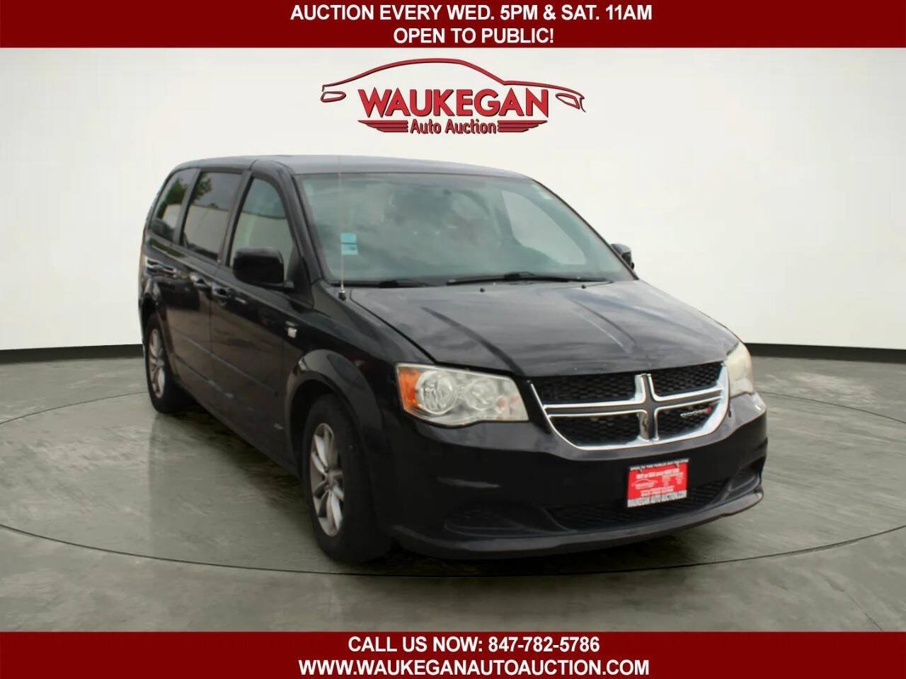Used 2014 Dodge Grand Caravan SE FWD image 3