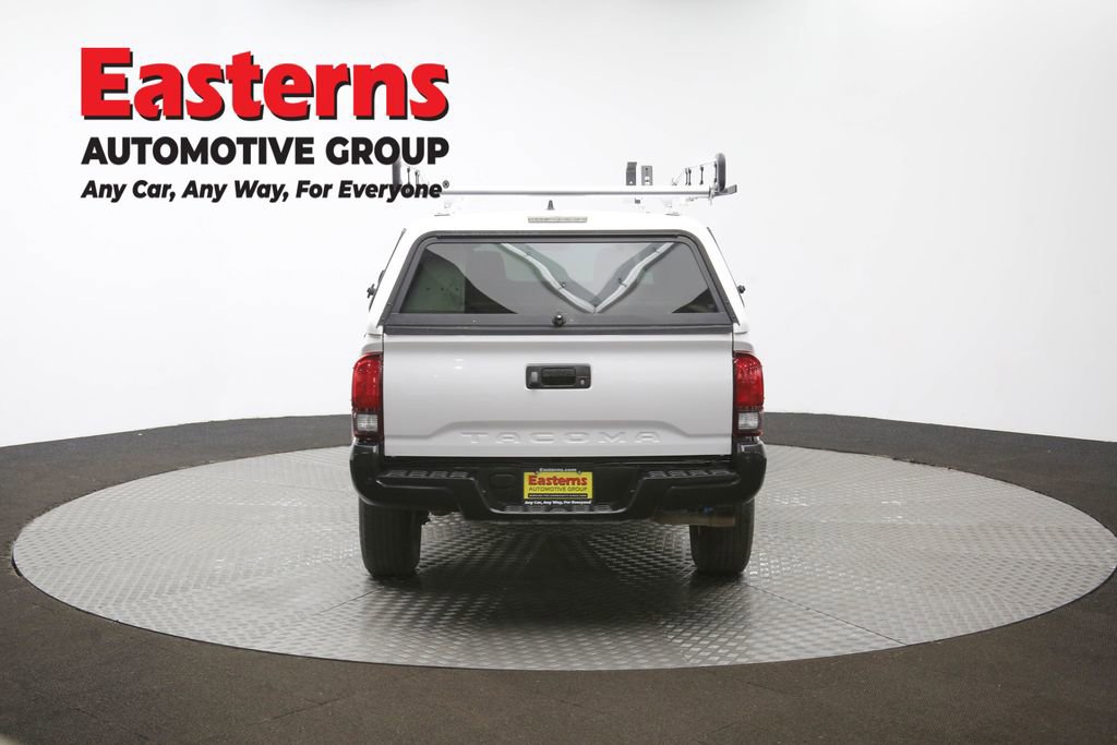 Used 2022 Toyota Tacoma SR image 33