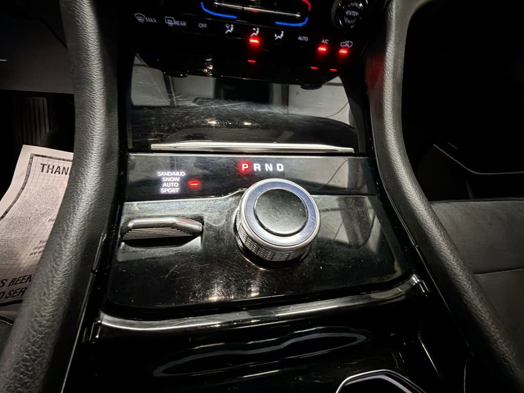 Used 2021 Jeep Grand Cherokee L Limited w/ Trailer Tow Group (B) image 16