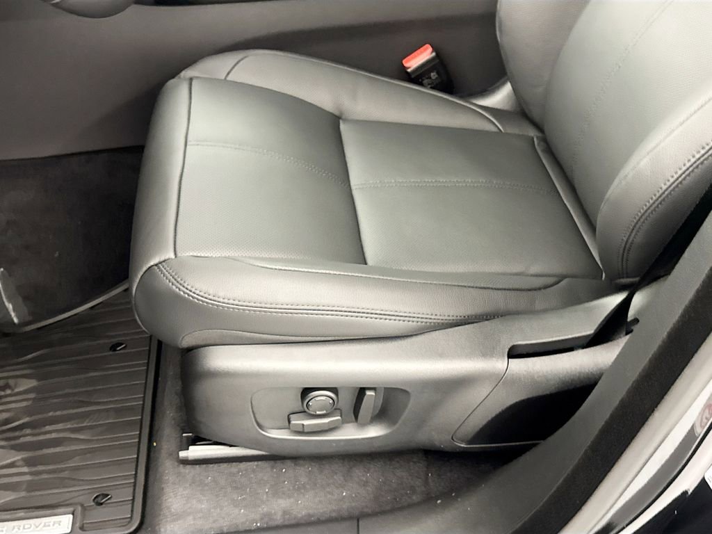 New 2026 Land Rover Range Rover Velar S image 19