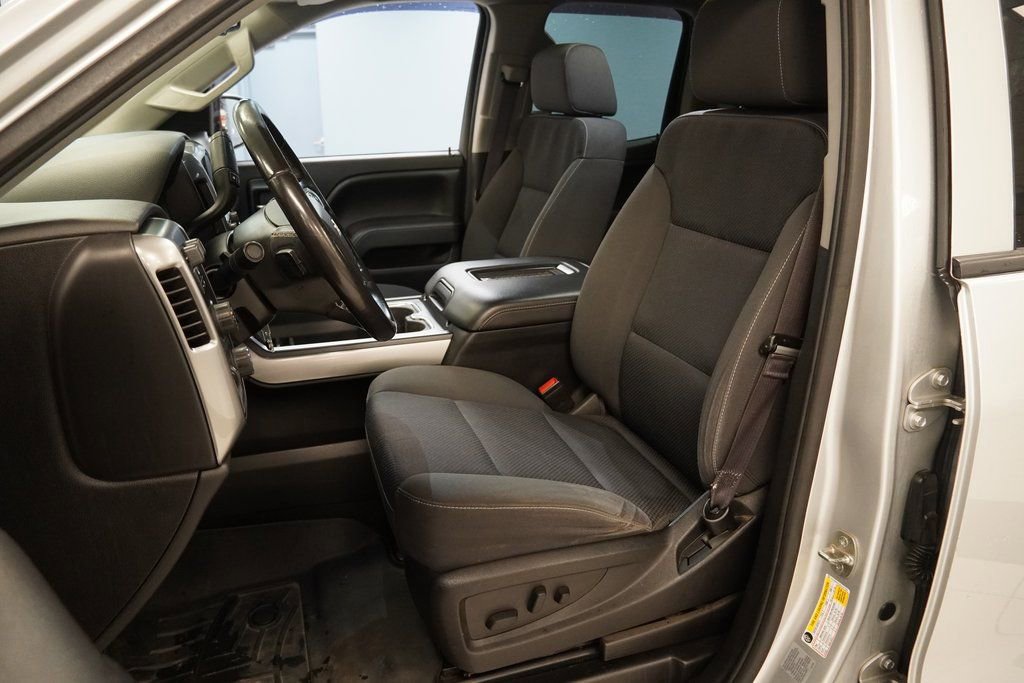 Used 2016 Chevrolet Silverado 1500 LT w/ All Star Edition image 3