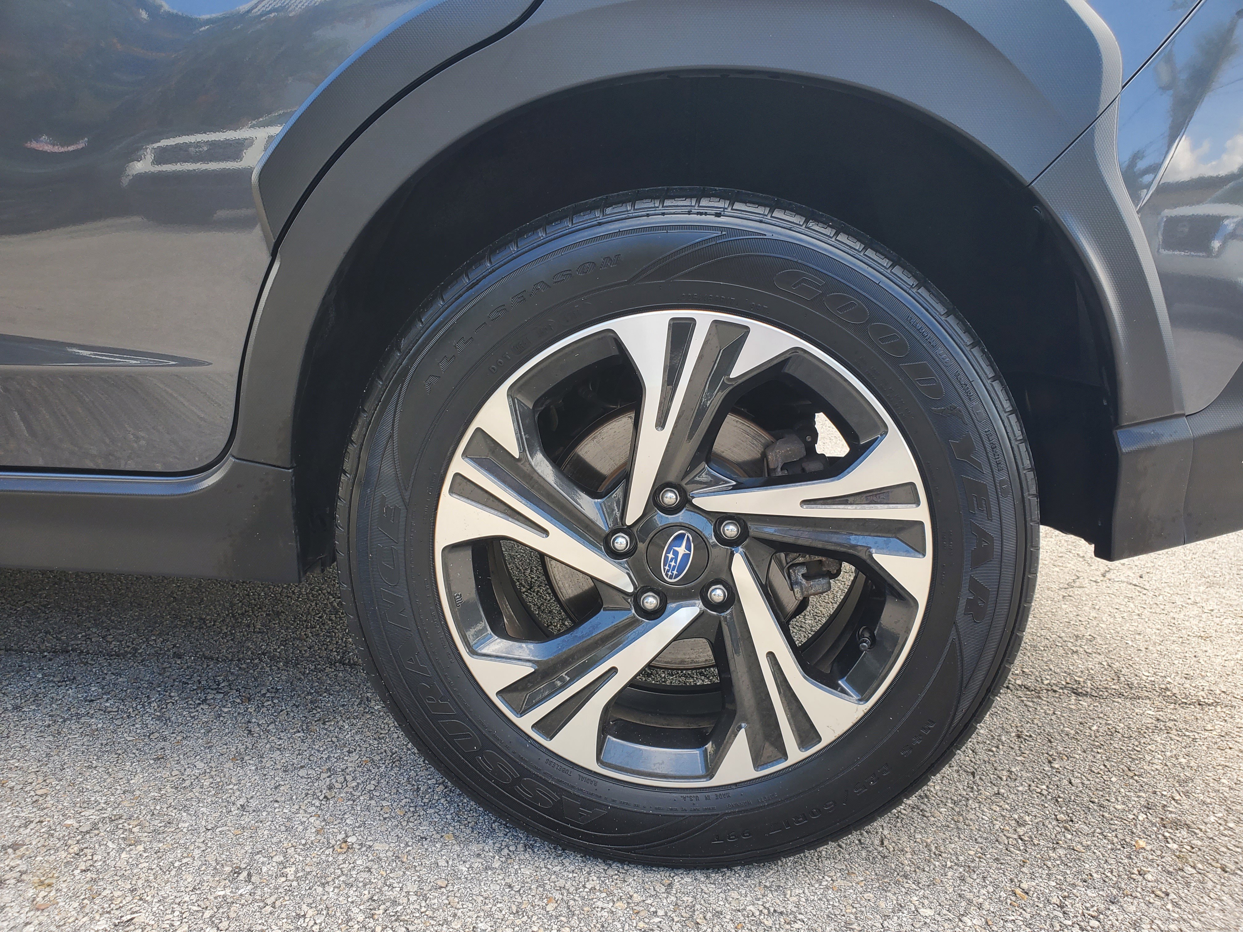 Used 2024 Subaru Crosstrek 2.0i Premium image 19