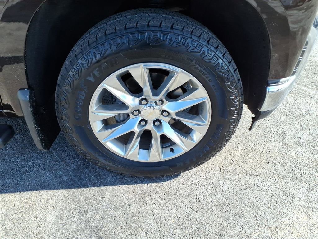 Used 2020 Chevrolet Silverado 1500 LTZ w/ LTZ Premium Package image 7