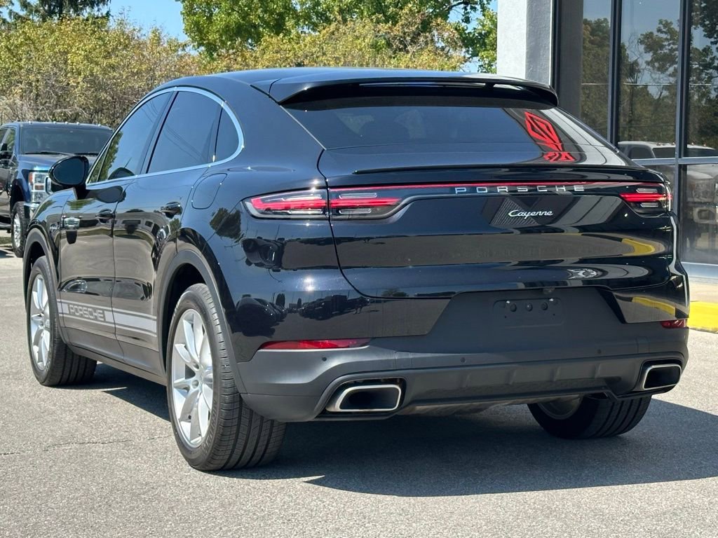 Used 2022 Porsche Cayenne E-Hybrid Coupe image 10