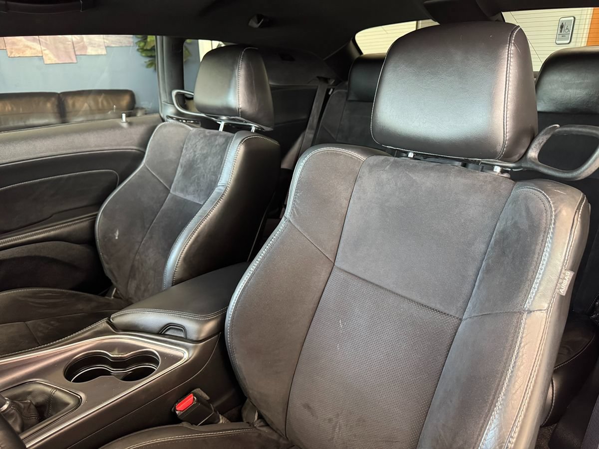 Used 2018 Dodge Challenger R/T Plus RWD image 16