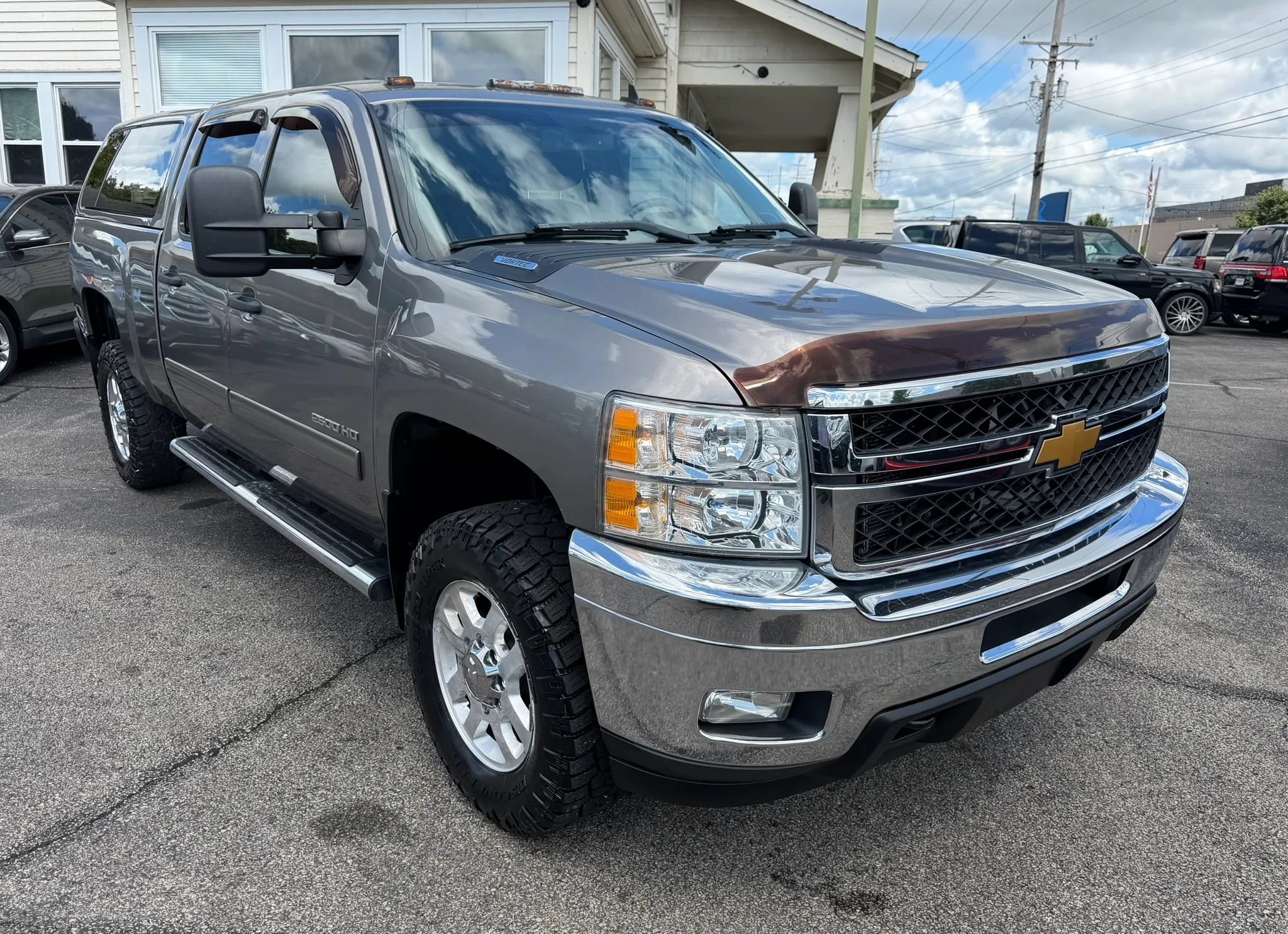 Used 2012 Chevrolet Silverado 2500 LT w/ Interior Plus Package AWD/4WD image 5