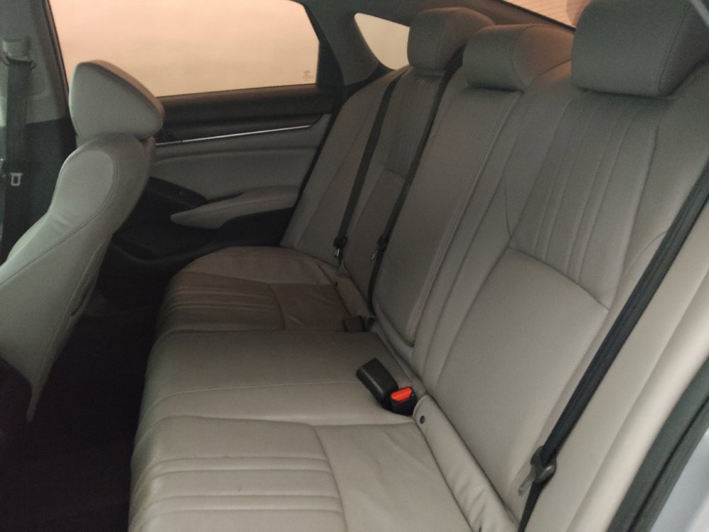 Used 2018 Honda Accord EX-L image 18