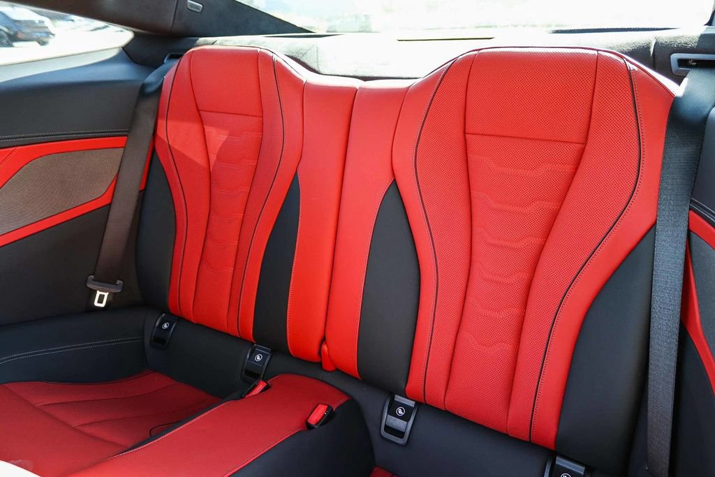 Used 2023 BMW M850i xDrive Coupe w/ M Carbon Exterior Package AWD/4WD image 20
