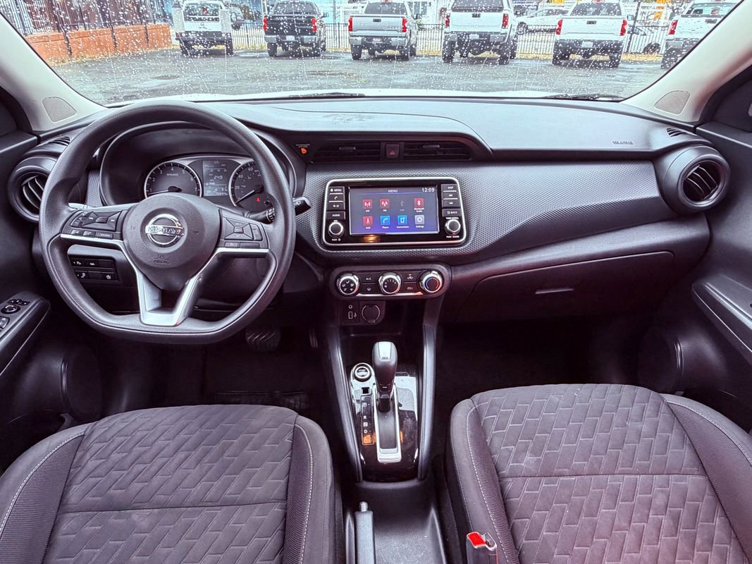 Used 2021 Nissan Kicks S image 21